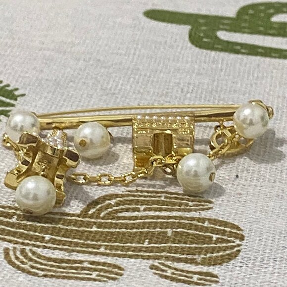 Dior Pearl &  Paris Landmark Brooch - Picture 6 of 7